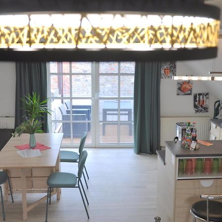 Grosses Offenes Loft Oder Kleine Gemuetliche Wohnung Mit Balkon Wolmirstedt Exterior foto