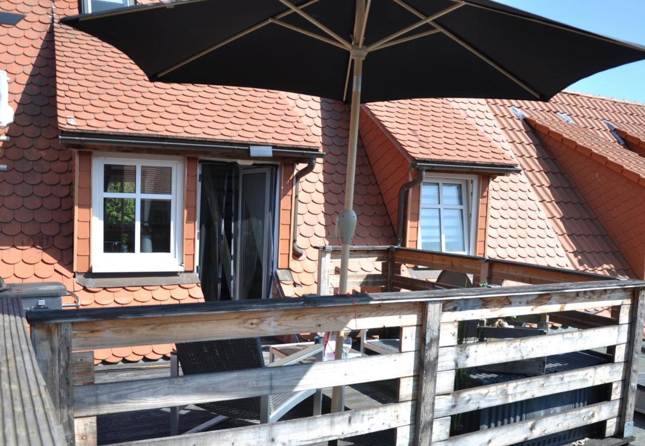 Grosses Offenes Loft Oder Kleine Gemuetliche Wohnung Mit Balkon Wolmirstedt Exterior foto